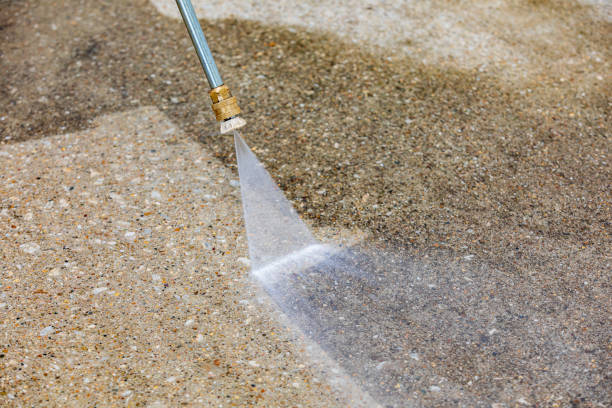 Best Pool Deck Cleaning  in Aventura, FL